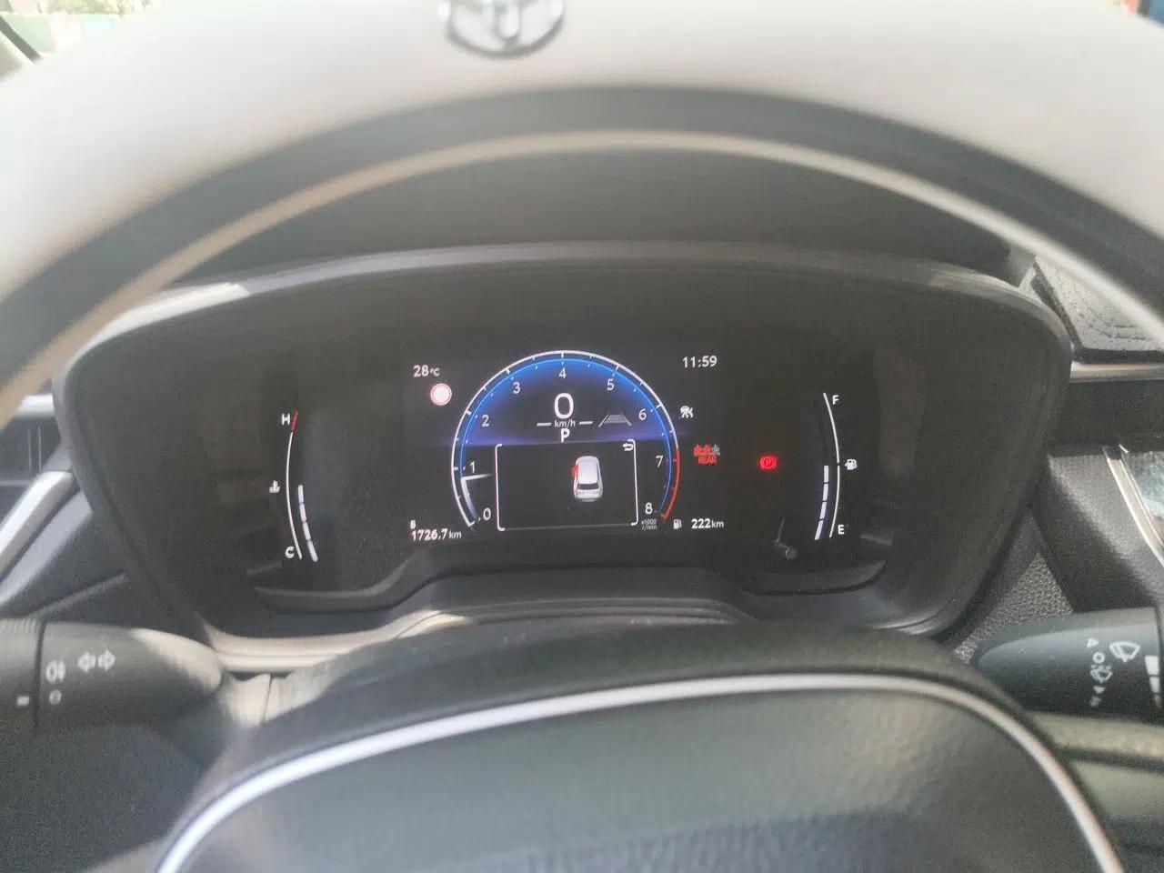 Toyota FRONTLANDER 2023 2.0L CVT Leading Edition — миниатюра 12