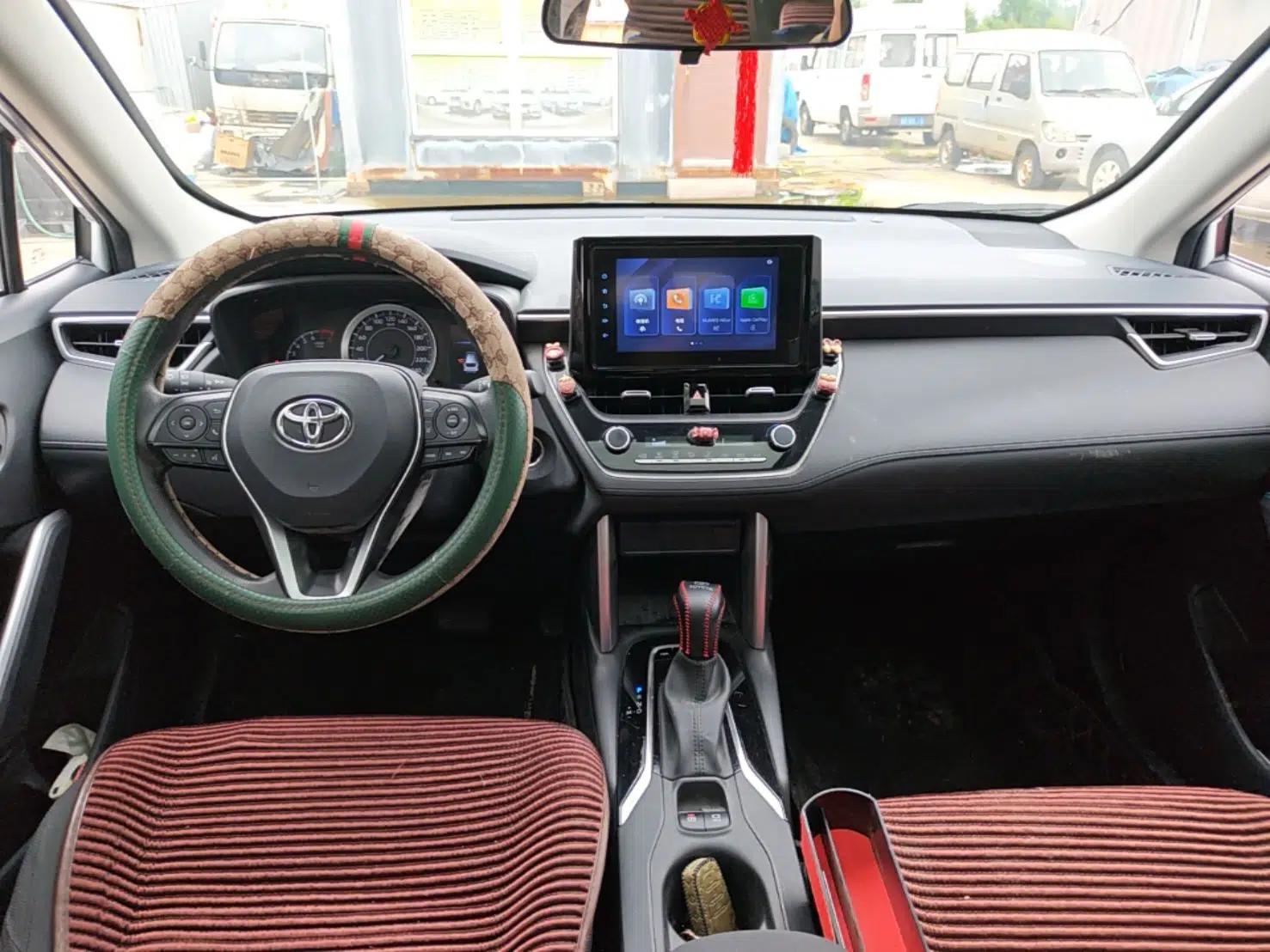 Toyota FRONTLANDER 2022 2.0L CVT Leading Edition — миниатюра 12