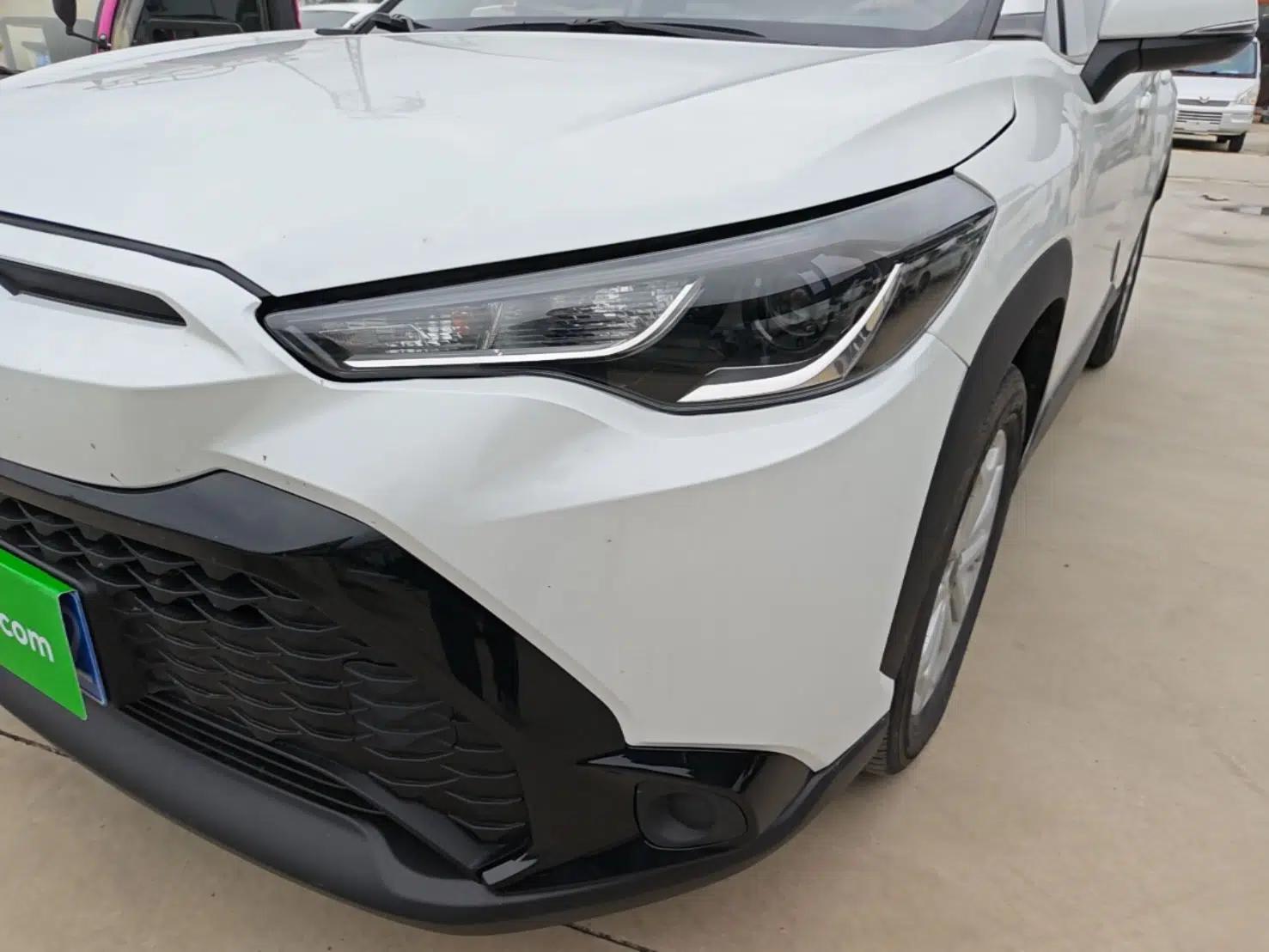 Toyota FRONTLANDER 2022 2.0L CVT Leading Edition — миниатюра 5