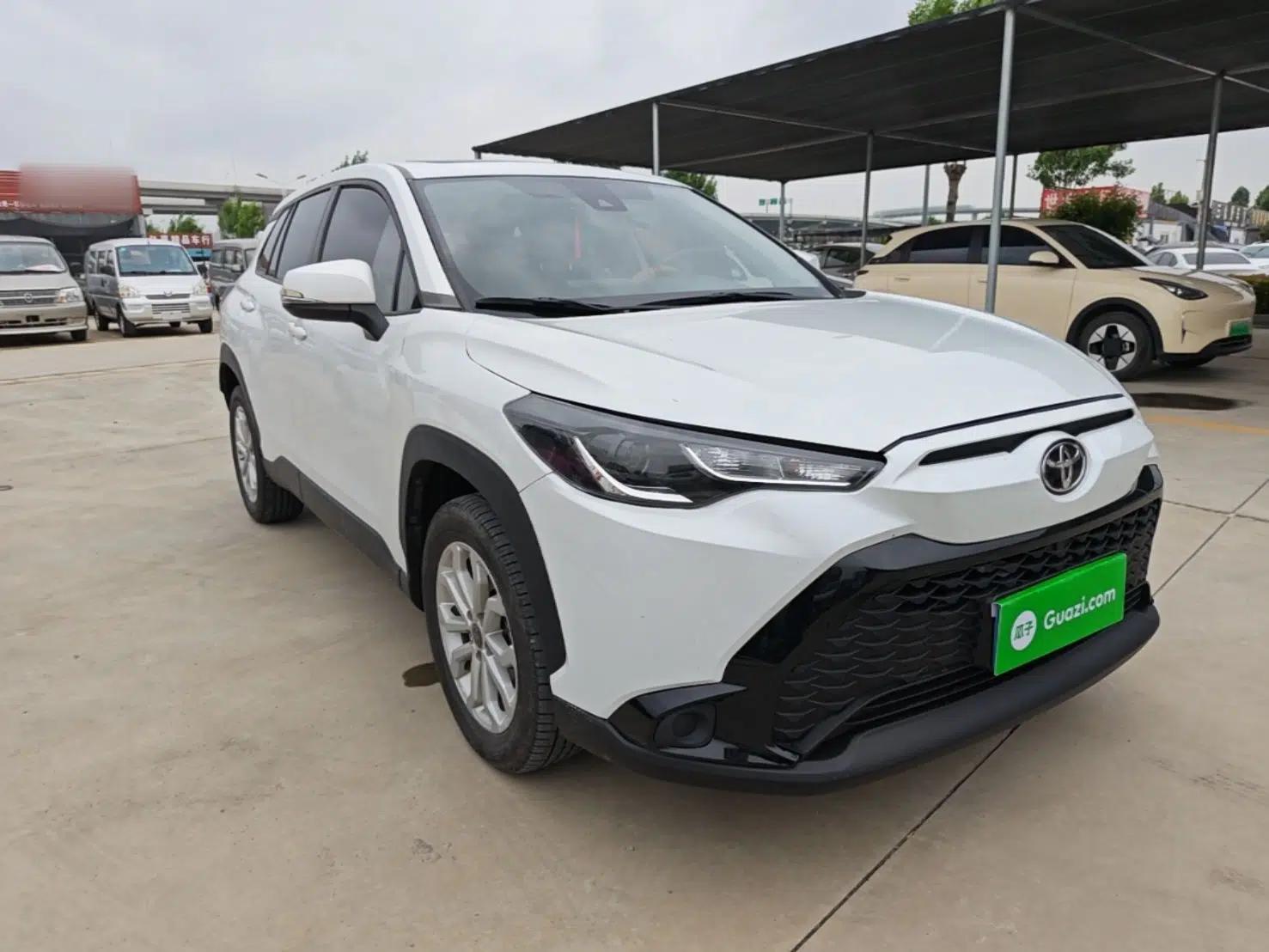 Toyota FRONTLANDER 2022 2.0L CVT Leading Edition — миниатюра 6