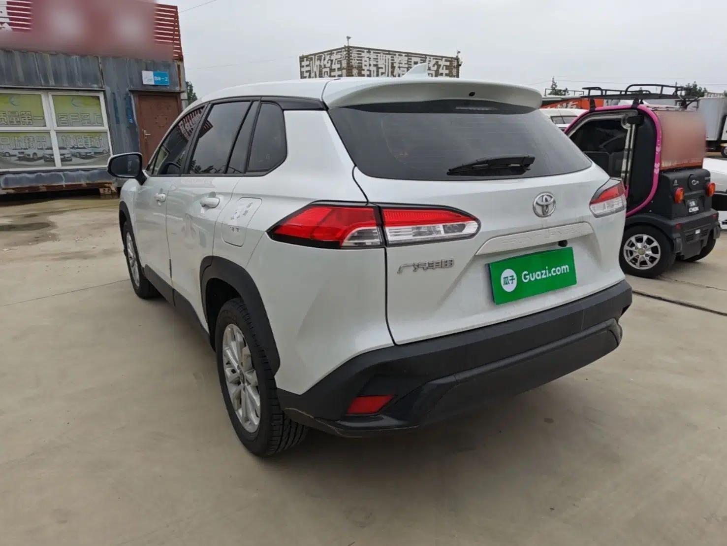 Toyota FRONTLANDER 2022 2.0L CVT Leading Edition — миниатюра 7
