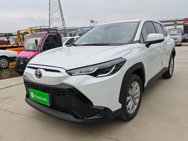Toyota FRONTLANDER 2022 2.0L CVT Leading Edition