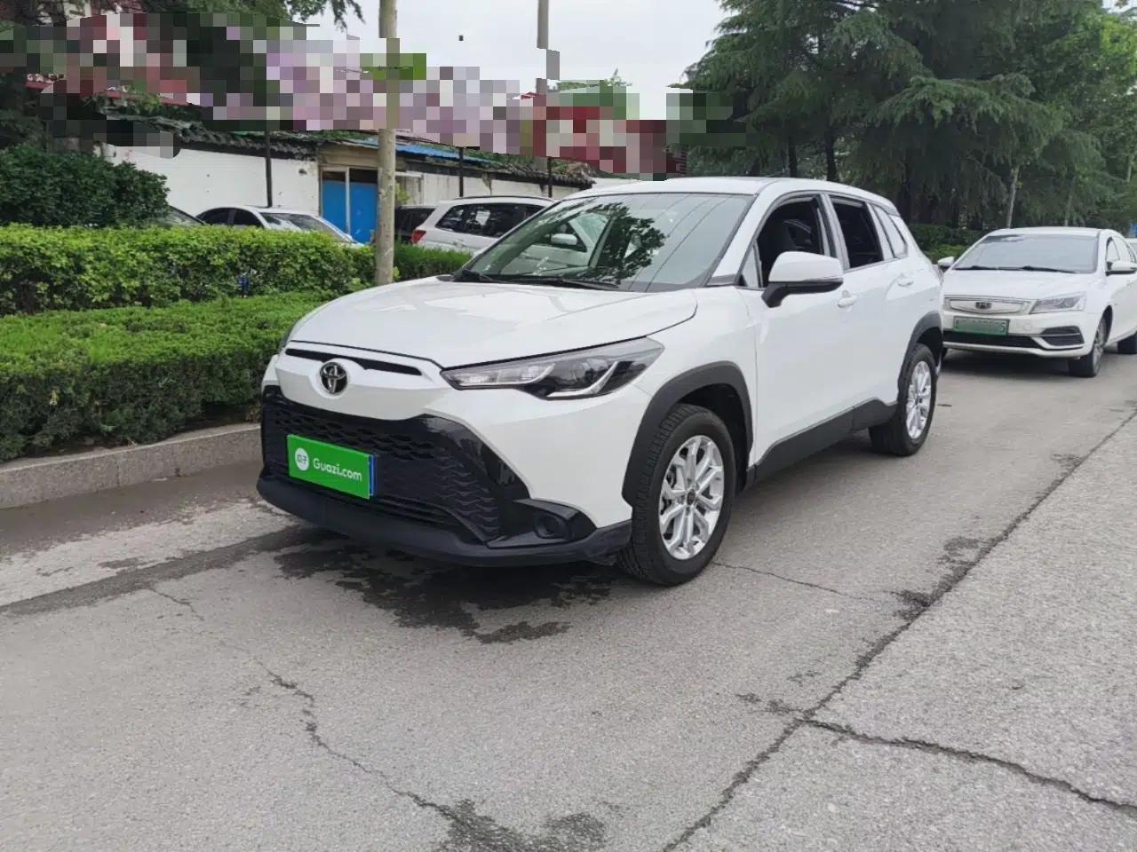 Toyota FRONTLANDER 2023 2.0L CVT Elite Edition — миниатюра 1