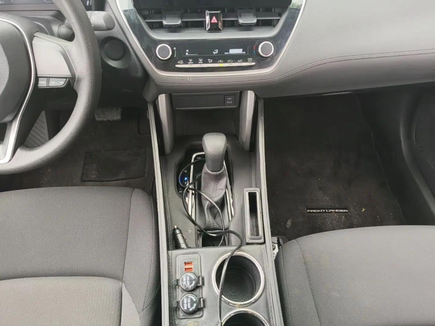 Toyota FRONTLANDER 2023 2.0L CVT Elite Edition — миниатюра 17