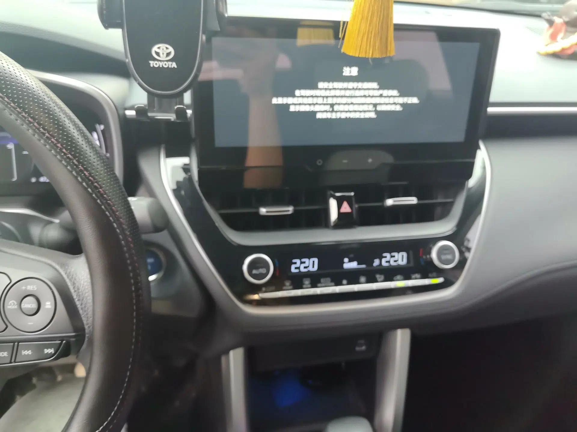Toyota FRONTLANDER 2023 2.0L Smart Electric Hybrid Dual-Engine Luxury Edition — миниатюра 14