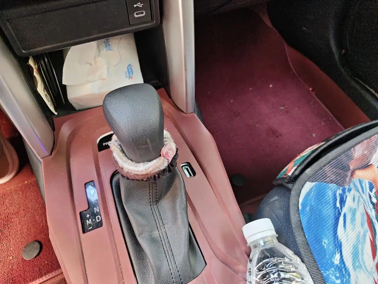 Toyota FRONTLANDER 2023 2.0L CVT Leading Edition — миниатюра 15