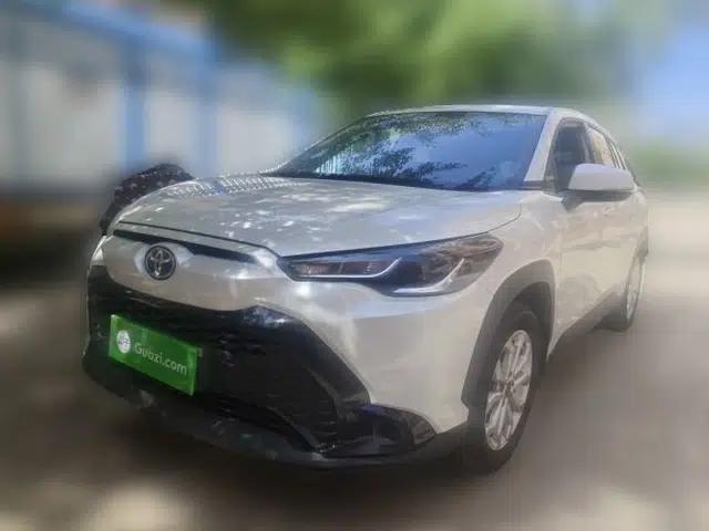 Toyota FRONTLANDER 2023 2.0L CVT Leading Edition