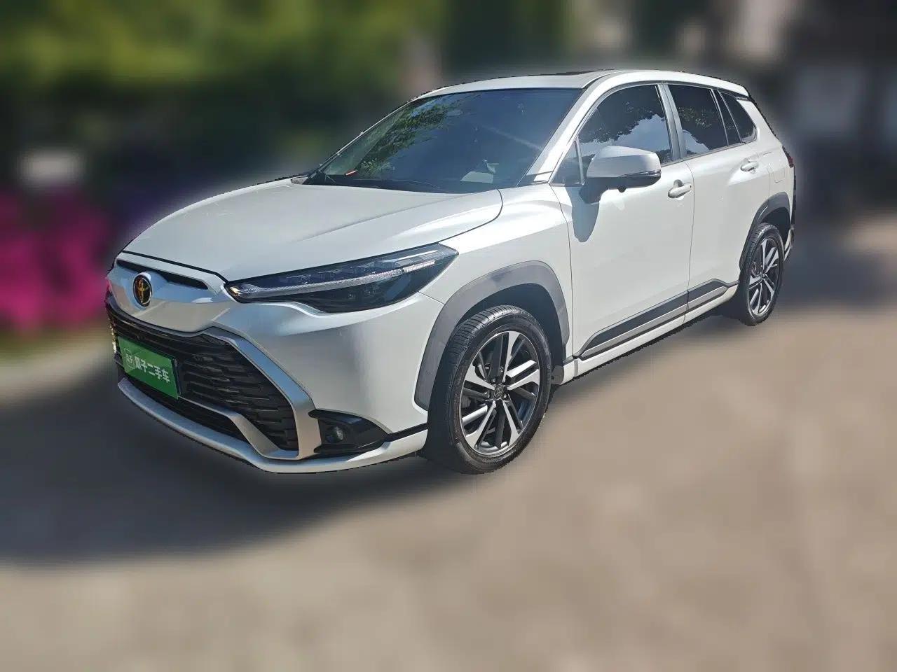 Toyota FRONTLANDER 2023 2.0L CVT Sport Edition — миниатюра 1
