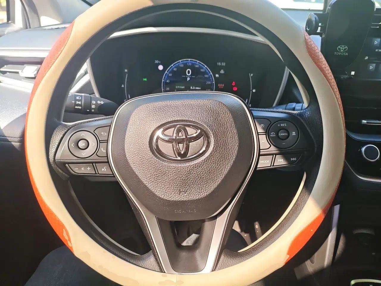 Toyota FRONTLANDER 2023 2.0L CVT Sport Edition — миниатюра 11