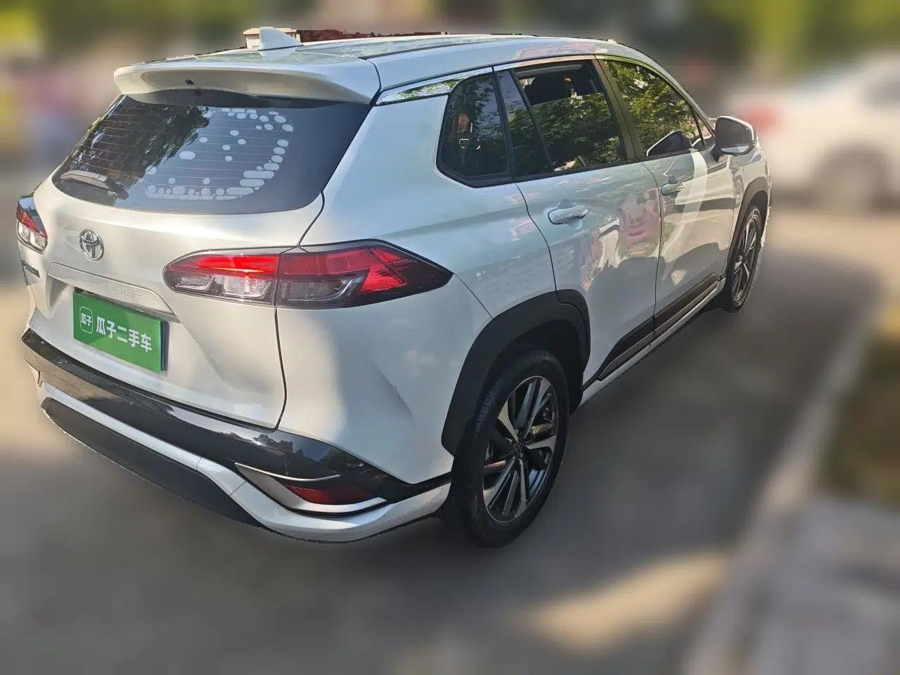Toyota FRONTLANDER 2023 2.0L CVT Sport Edition — миниатюра 6