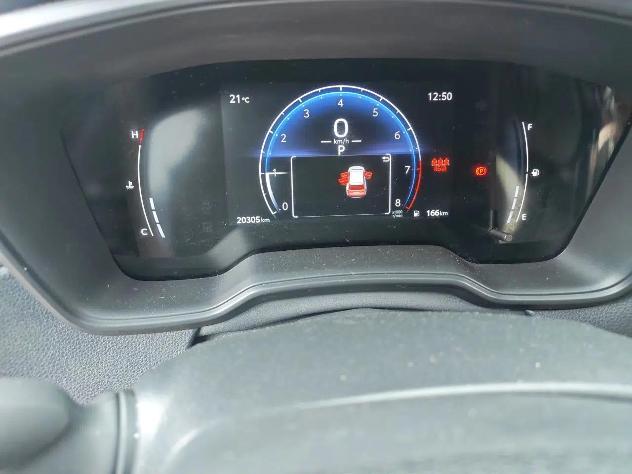 Toyota FRONTLANDER 2023 2.0L CVT Elite Edition — миниатюра 13