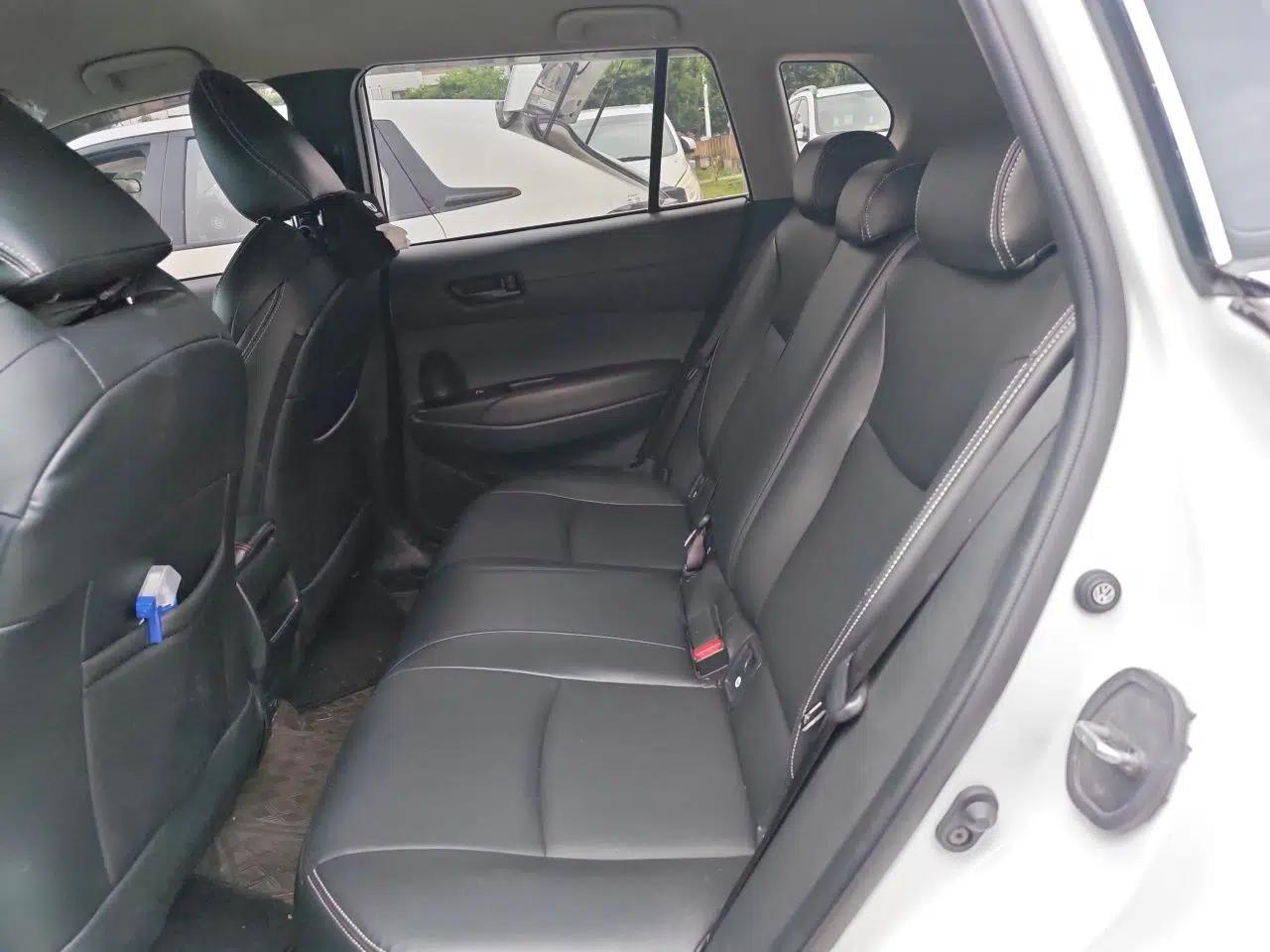 Toyota FRONTLANDER 2023 2.0L CVT Elite Edition — миниатюра 18