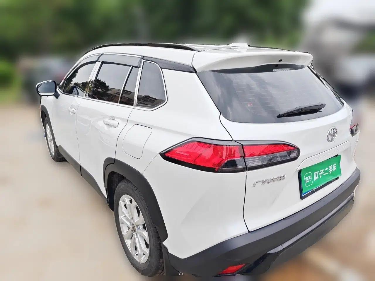Toyota FRONTLANDER 2023 2.0L CVT Elite Edition — миниатюра 4