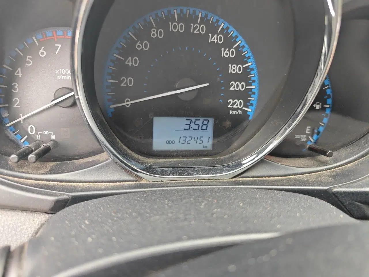 Toyota Vios 2017 1.5L Manual Trend Edition — миниатюра 13
