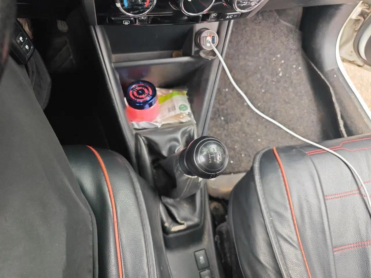 Toyota Vios 2017 1.5L Manual Trend Edition — миниатюра 15