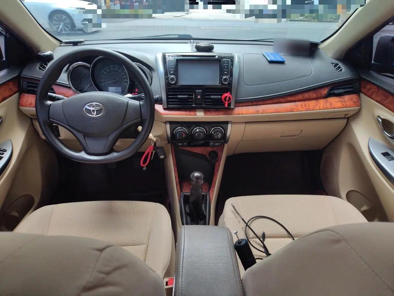 Toyota Vios 2014 1.3L Manual Xiang Edition — миниатюра 10