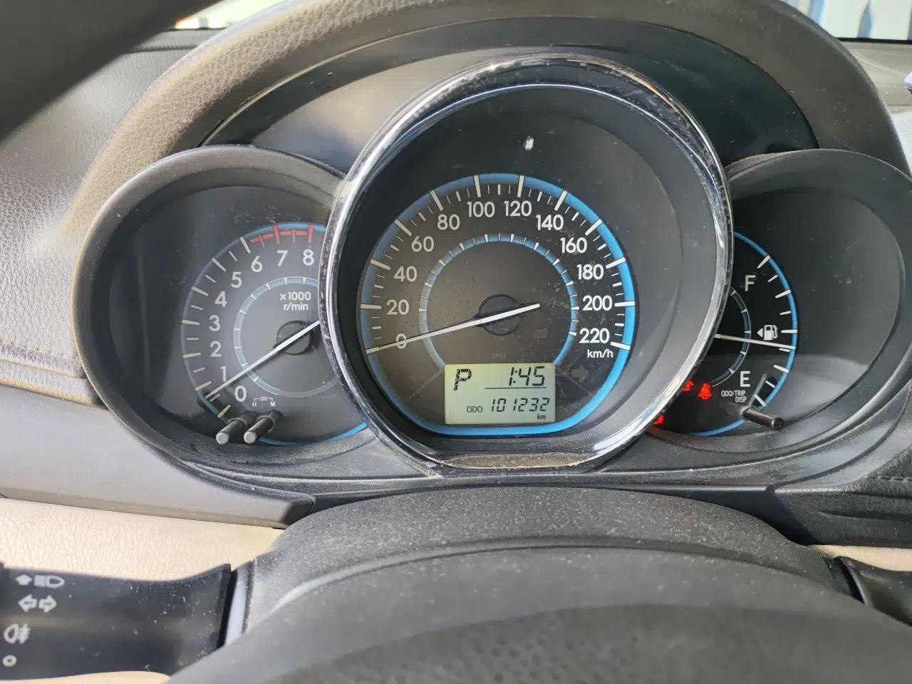 Toyota Vios 2014 1.3L Automatic Standard Edition — миниатюра 12