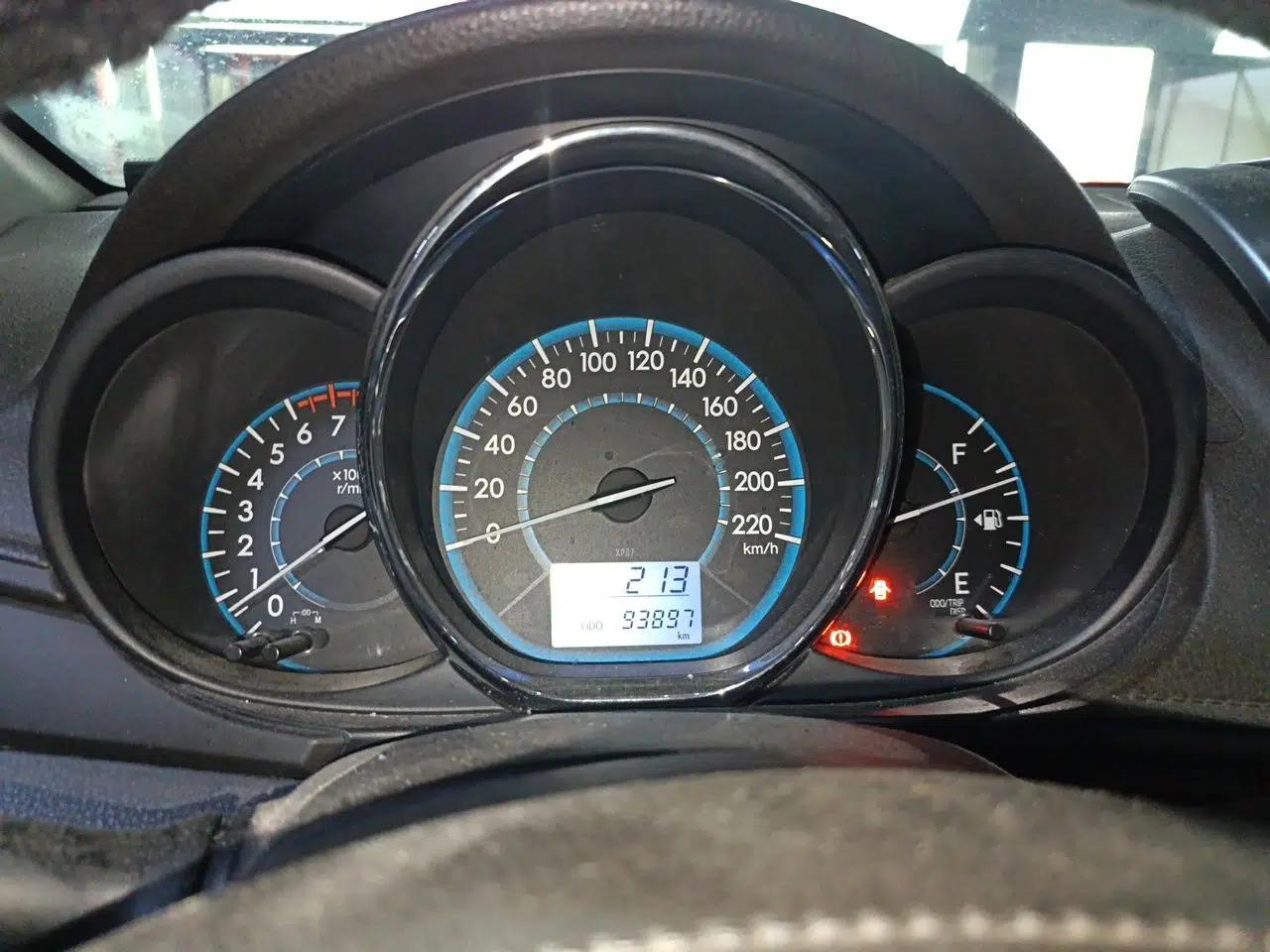 Toyota Vios 2014 1.5L Manual ZhiZhen Edition — миниатюра 12