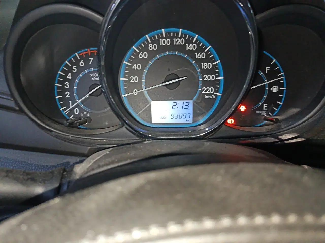 Toyota Vios 2014 1.5L Manual ZhiZhen Edition — миниатюра 13