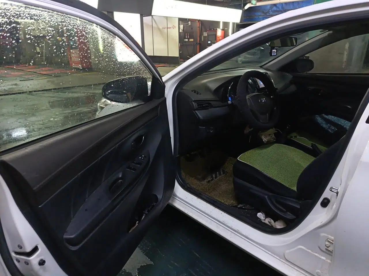 Toyota Vios 2014 1.5L Manual ZhiZhen Edition — миниатюра 17