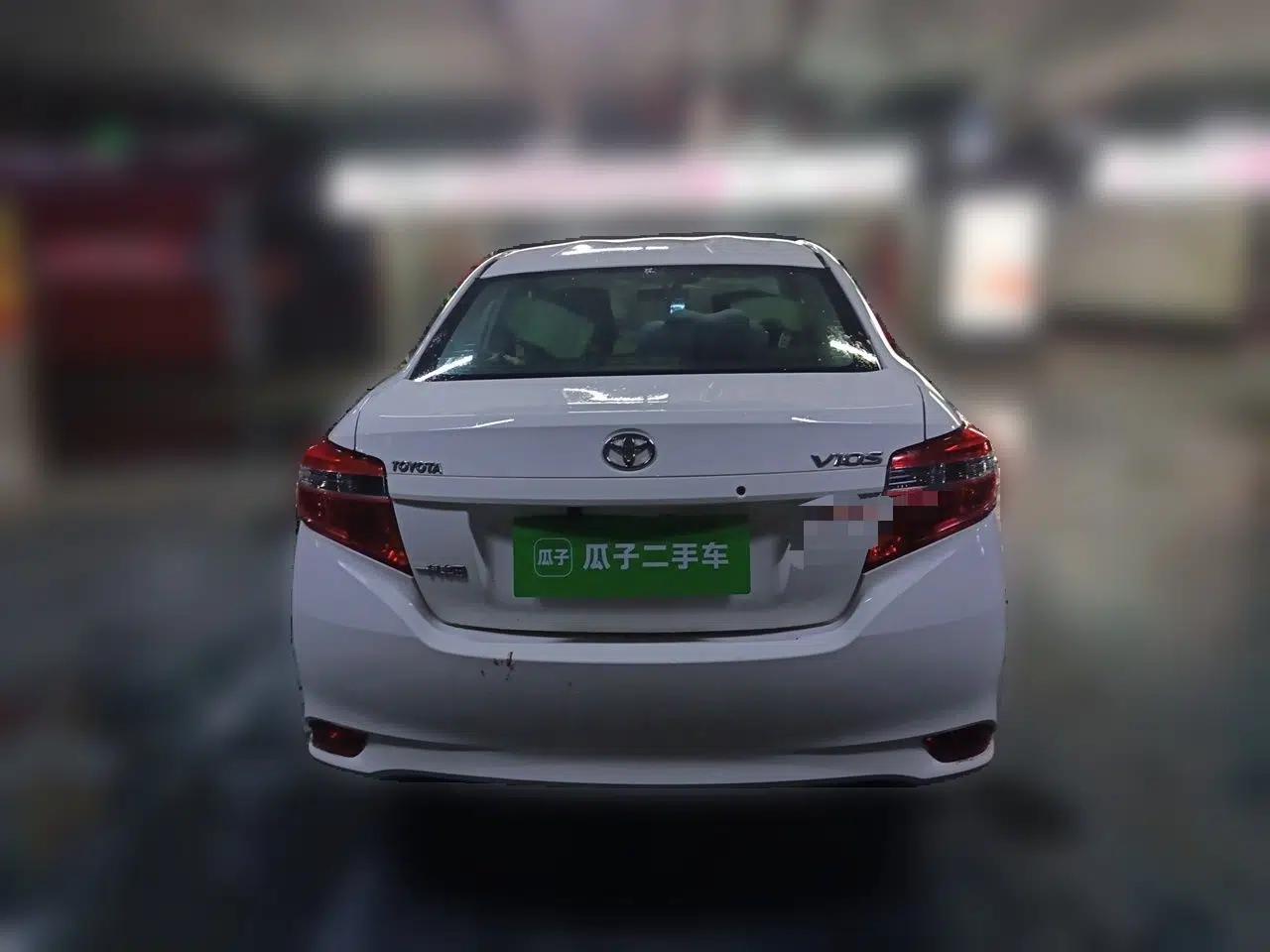 Toyota Vios 2014 1.5L Manual ZhiZhen Edition — миниатюра 5
