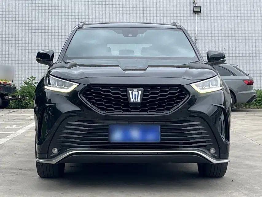 Toyota Crown Kluger 2022 2.5L HEV Four-Wheel Drive Luxury Edition — миниатюра 3