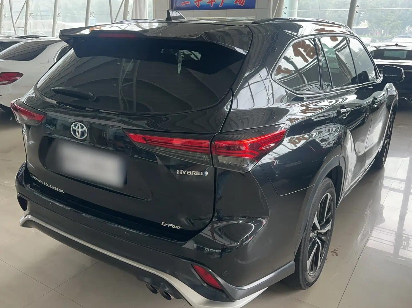Toyota Crown Kluger 2022 2.5L HEV Four-Wheel Drive Luxury Edition — миниатюра 7