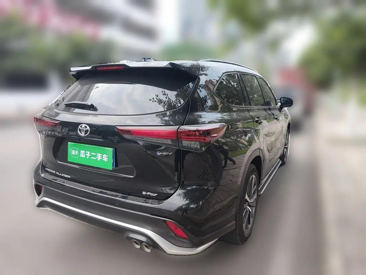 Toyota Crown Kluger 2024 2.5L HEV Four-Wheel Drive Premium Edition — миниатюра 6