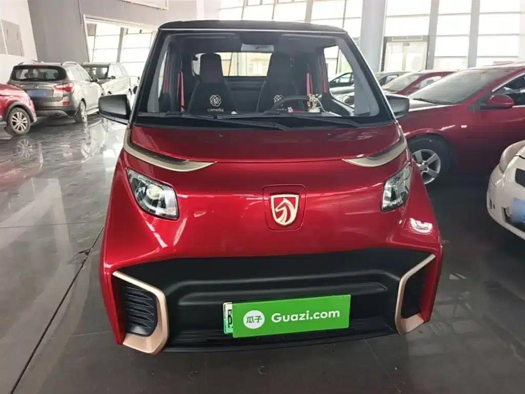 Baojun E200 2019 Model 250KM Smart Edition — миниатюра 3