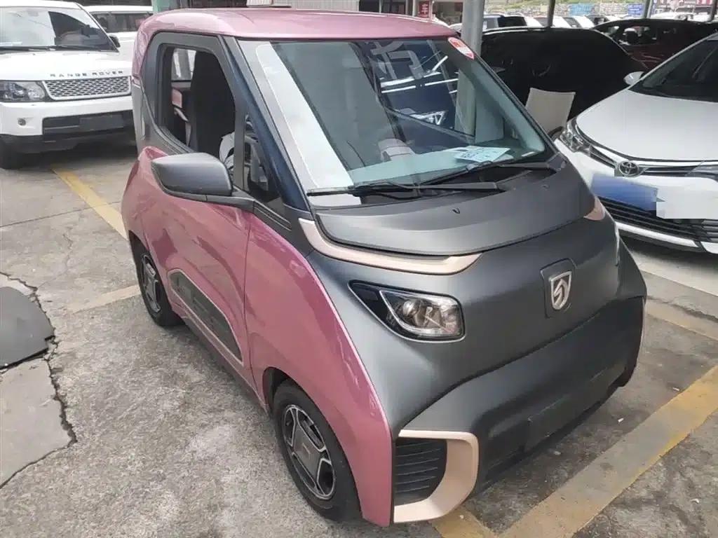 Baojun E200 2019 250KM Smart Edition — миниатюра 4