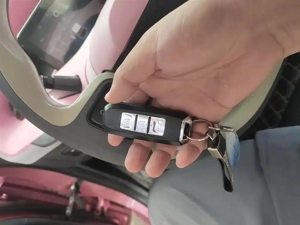 Baojun E200 2019 250KM Smart Edition — миниатюра 9