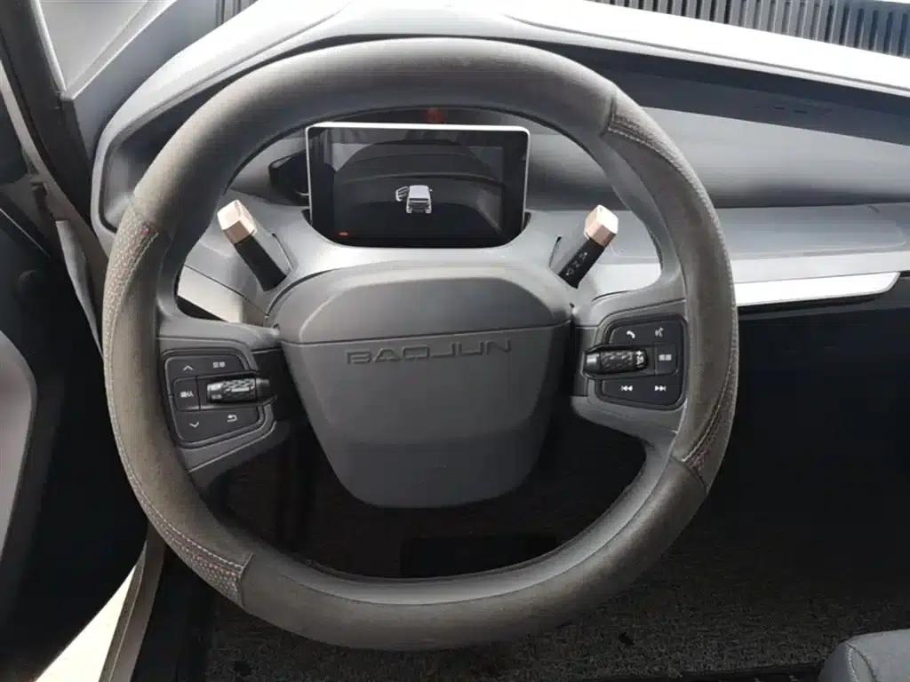 Baojun E200 2020 Model 305KM Smart Edition — миниатюра 11
