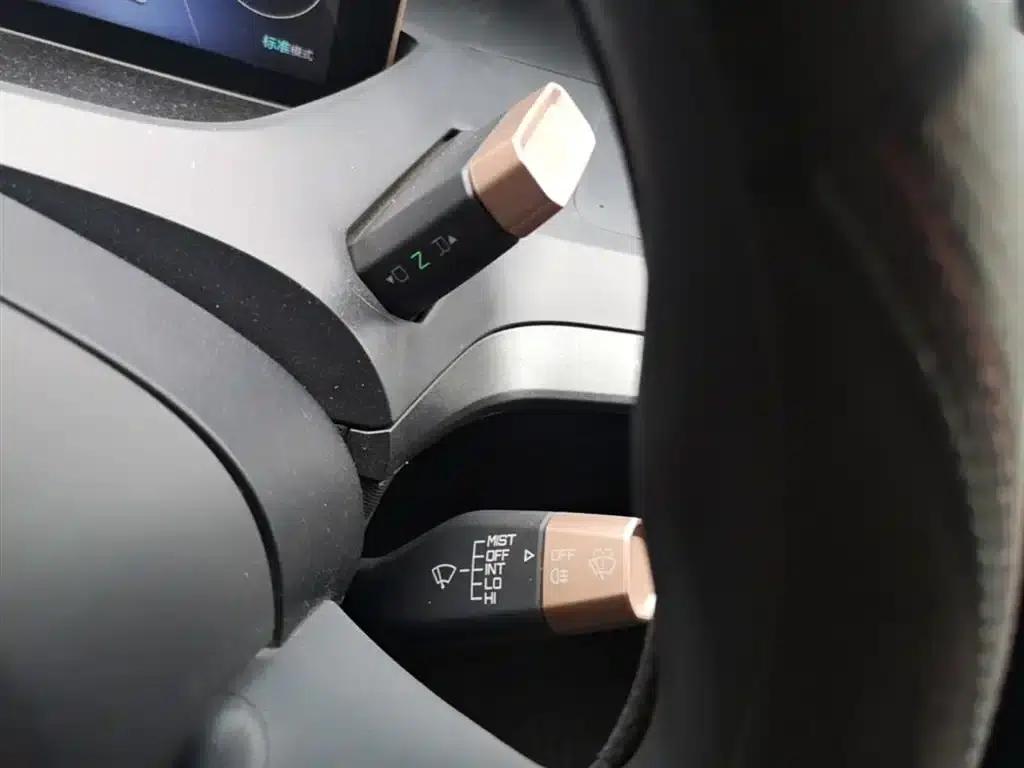Baojun E200 2020 Model 305KM Smart Edition — миниатюра 14