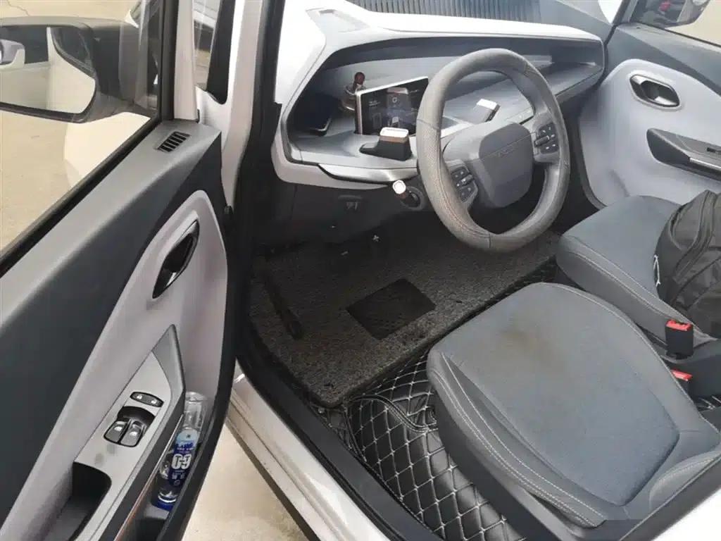 Baojun E200 2020 Model 305KM Smart Edition — миниатюра 16