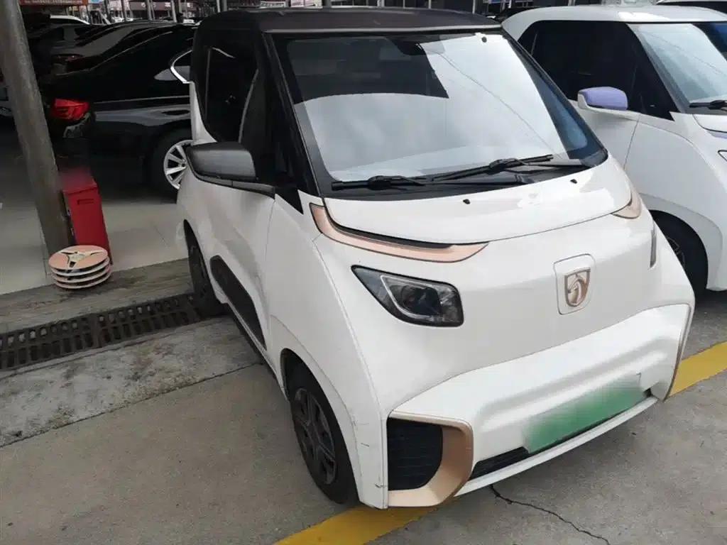 Baojun E200 2020 Model 305KM Smart Edition — миниатюра 4