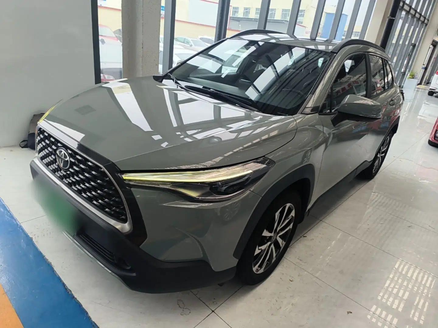 Toyota Corolla Cross 2022 2.0L Flagship Edition — миниатюра 1