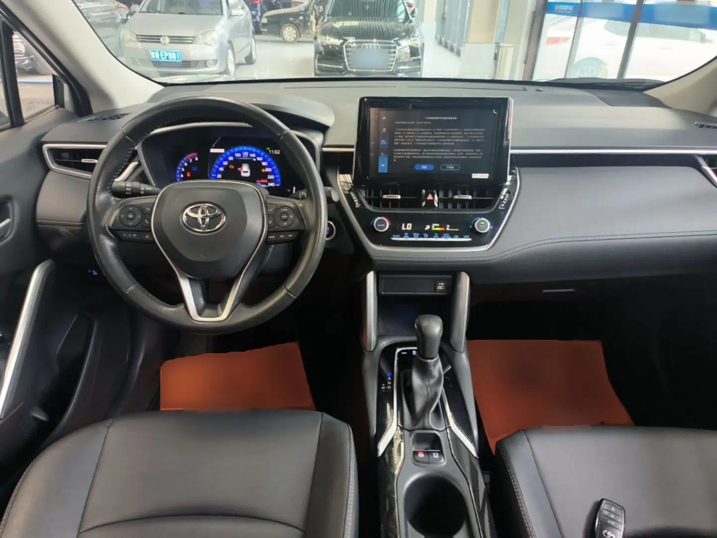 Toyota Corolla Cross 2022 2.0L Flagship Edition — миниатюра 13