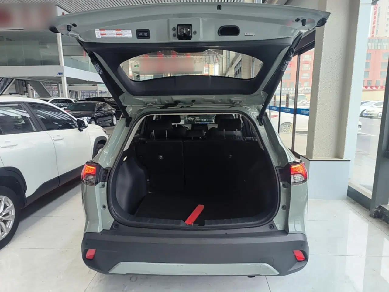 Toyota Corolla Cross 2022 2.0L Flagship Edition — миниатюра 22