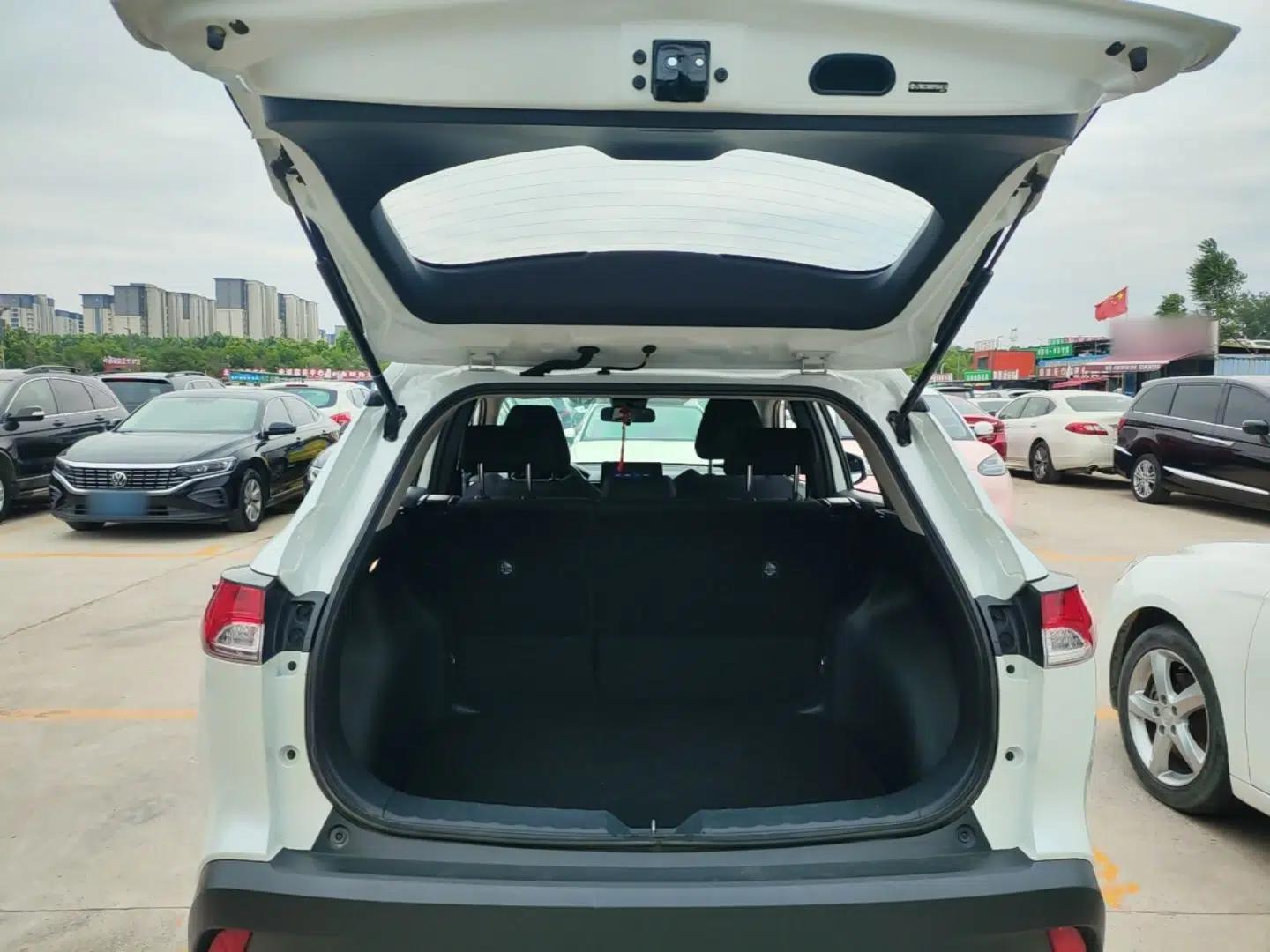 Toyota Corolla Cross 2022 2.0L Pioneer Edition — миниатюра 22