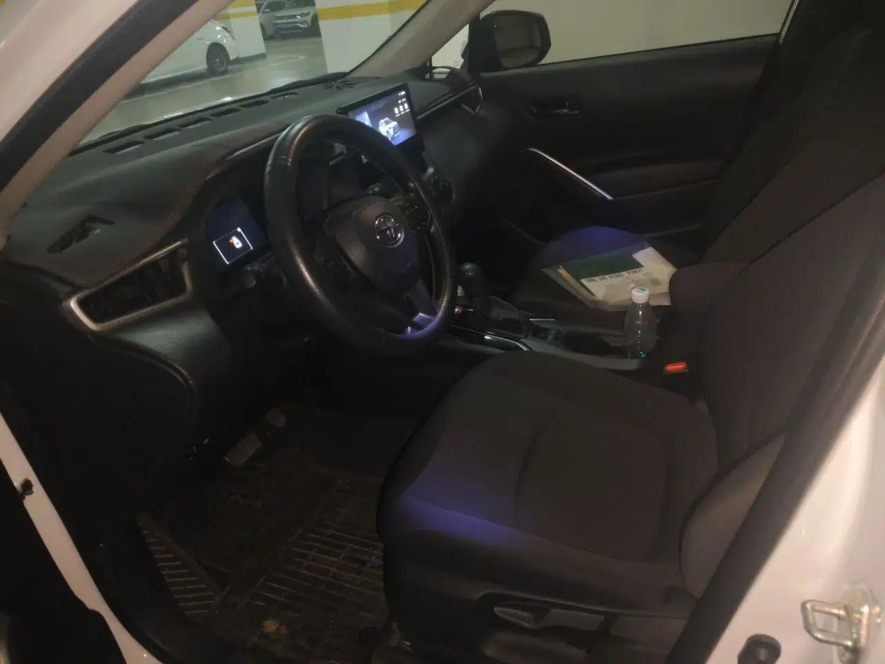 Toyota Corolla Cross 2024 2.0L Pioneer Edition — миниатюра 16