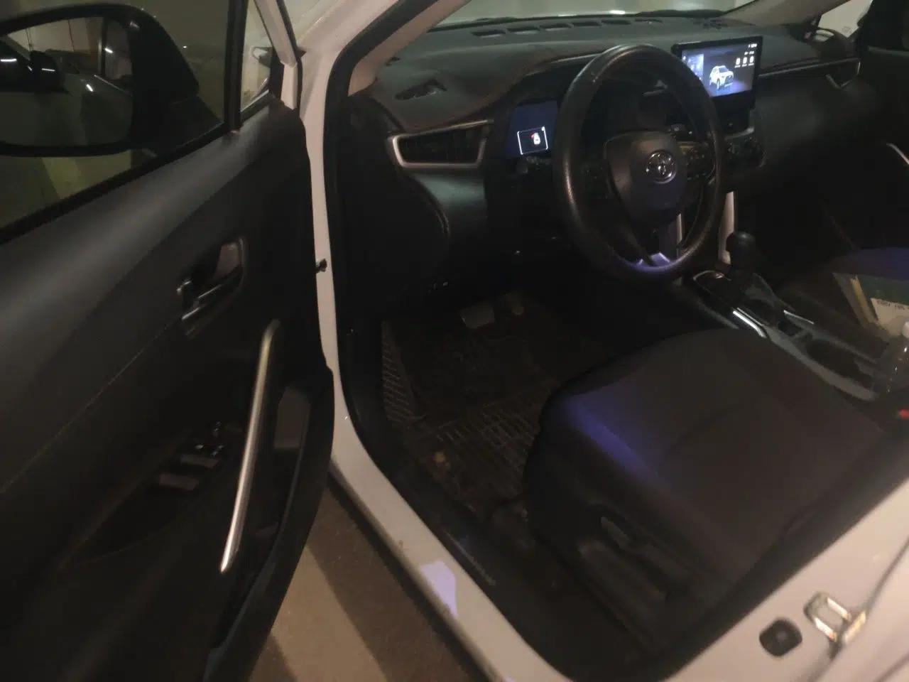 Toyota Corolla Cross 2024 2.0L Pioneer Edition — миниатюра 17