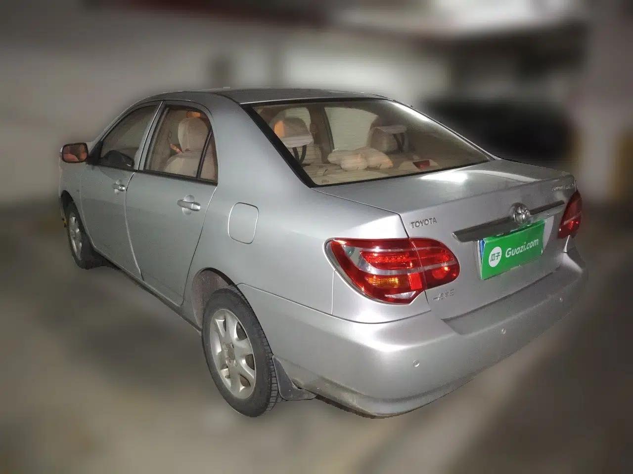 Toyota Corolla EX 2013 1.6L Manual Excellence Edition — миниатюра 4