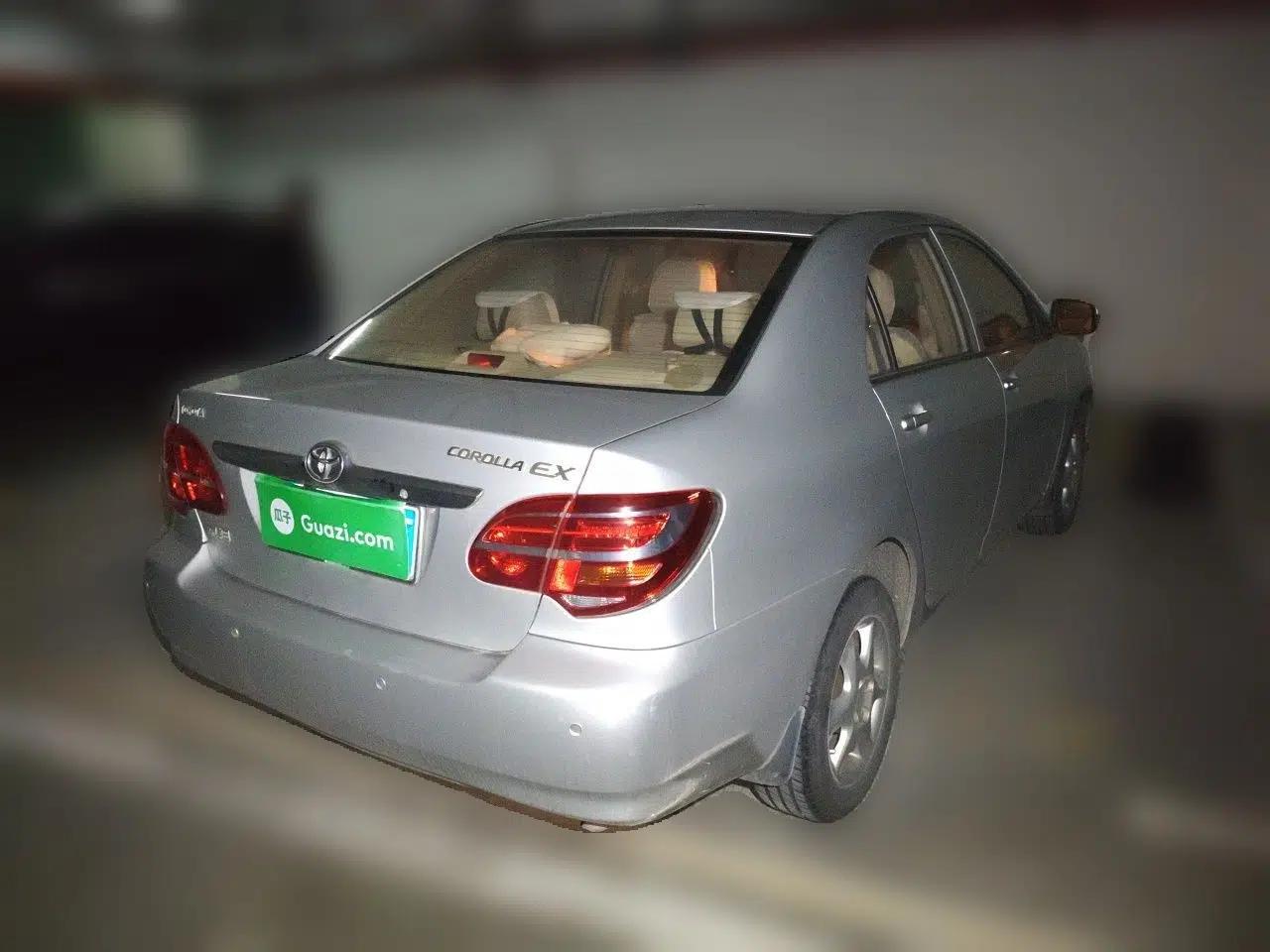 Toyota Corolla EX 2013 1.6L Manual Excellence Edition — миниатюра 6