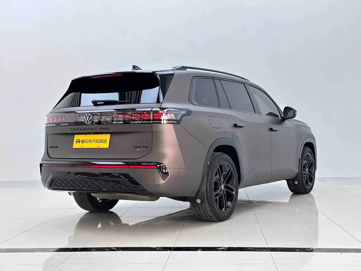 2025 Teramont Pro 450TSI 4WD Summit Edition — миниатюра 5