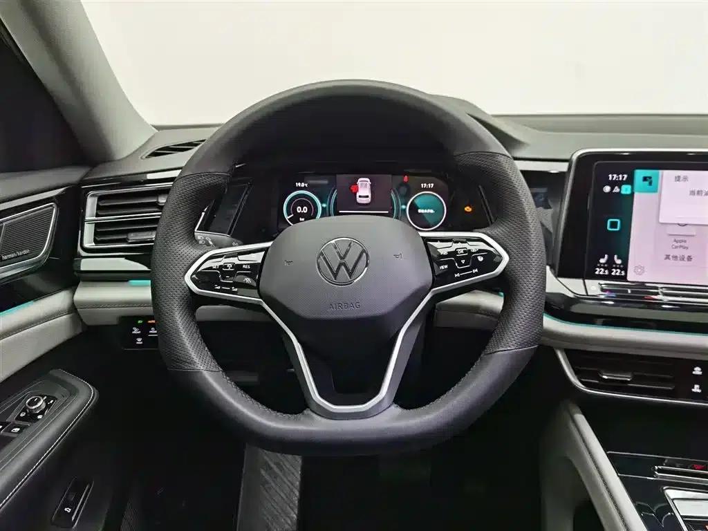 2023 Volkswagen Teramont Facelift 380TSI 4WD Premium Luxury Edition — миниатюра 11