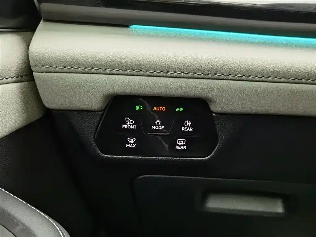 2023 Volkswagen Teramont Facelift 380TSI 4WD Premium Luxury Edition — миниатюра 21