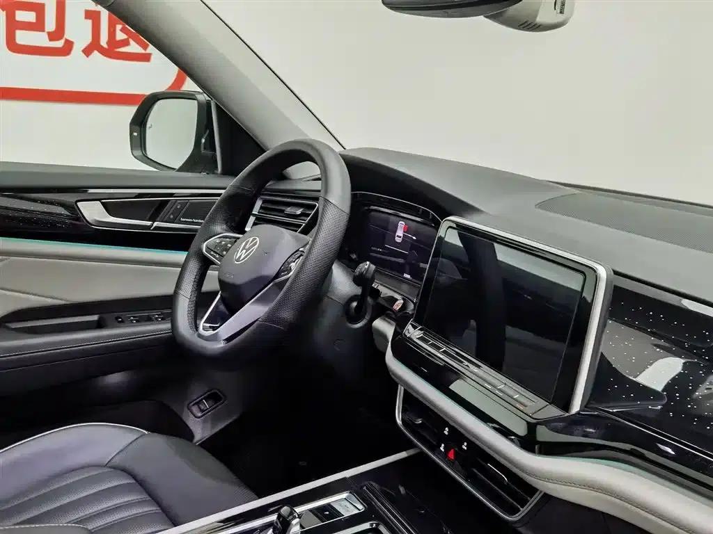 2023 Volkswagen Teramont Facelift 380TSI 4WD Premium Luxury Edition — миниатюра 22