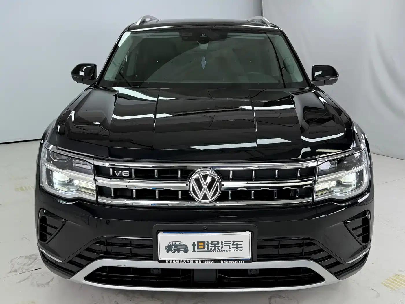 2022 Volkswagen Teramont 530 V6 AWD Premium Luxury Edition — миниатюра 2
