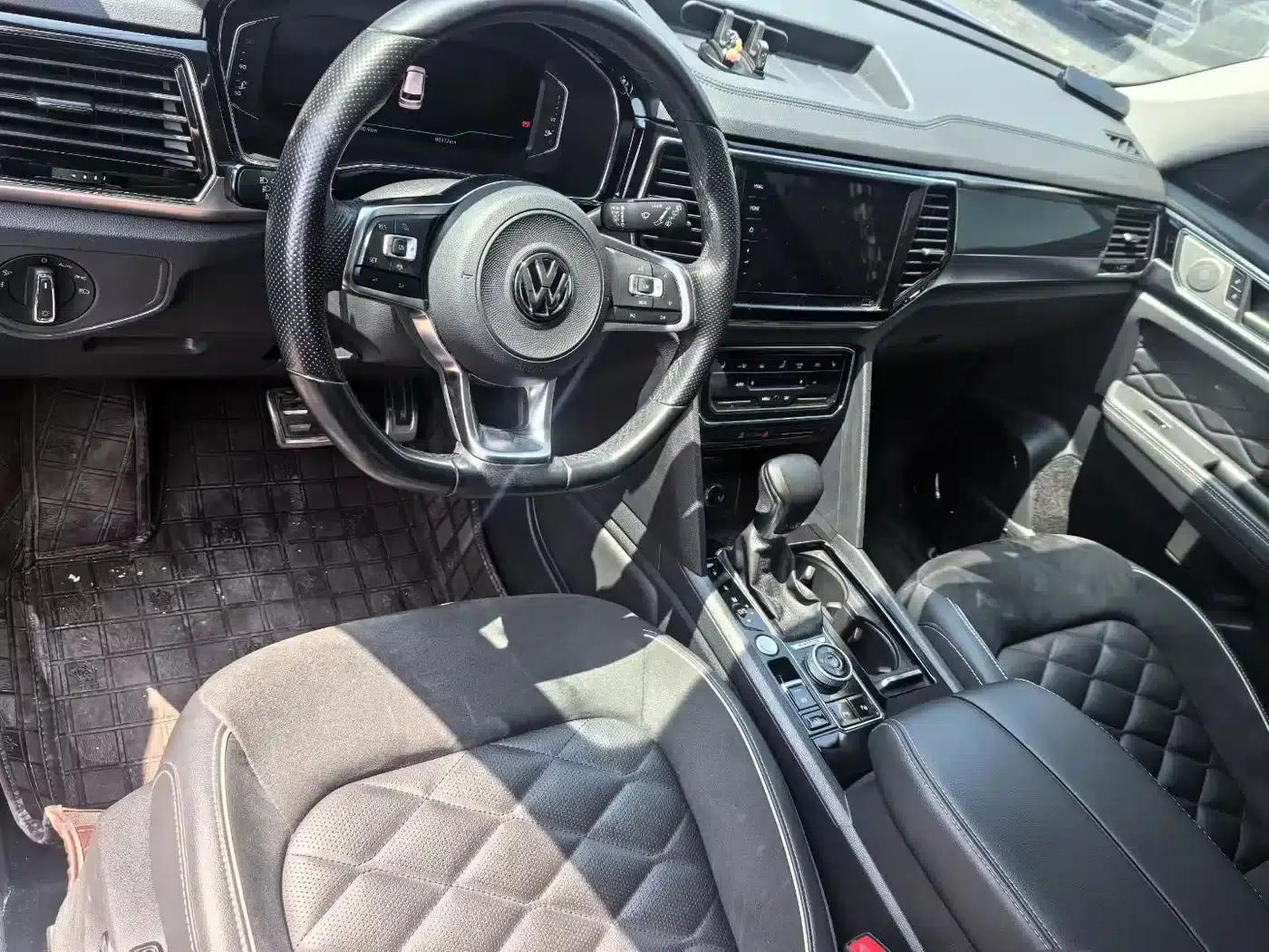 2020 Teramont X Facelift 530 V6 4WD Premium Luxury Edition — миниатюра 5