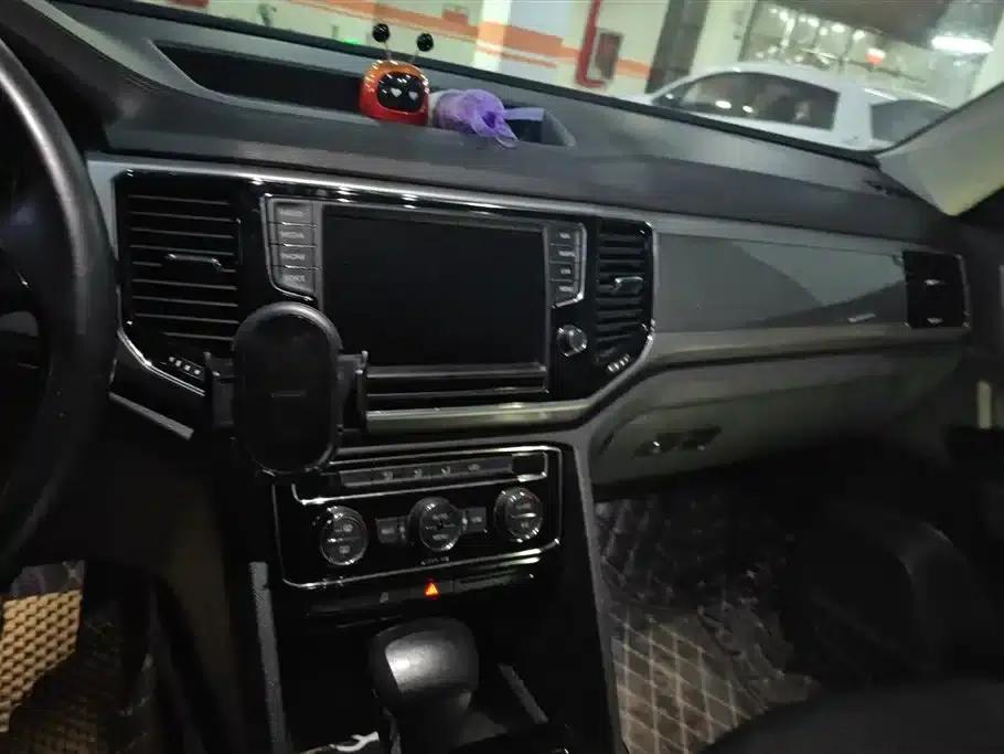 2017 Volkswagen Teramont 380TSI 4WD Comfort Edition — миниатюра 13